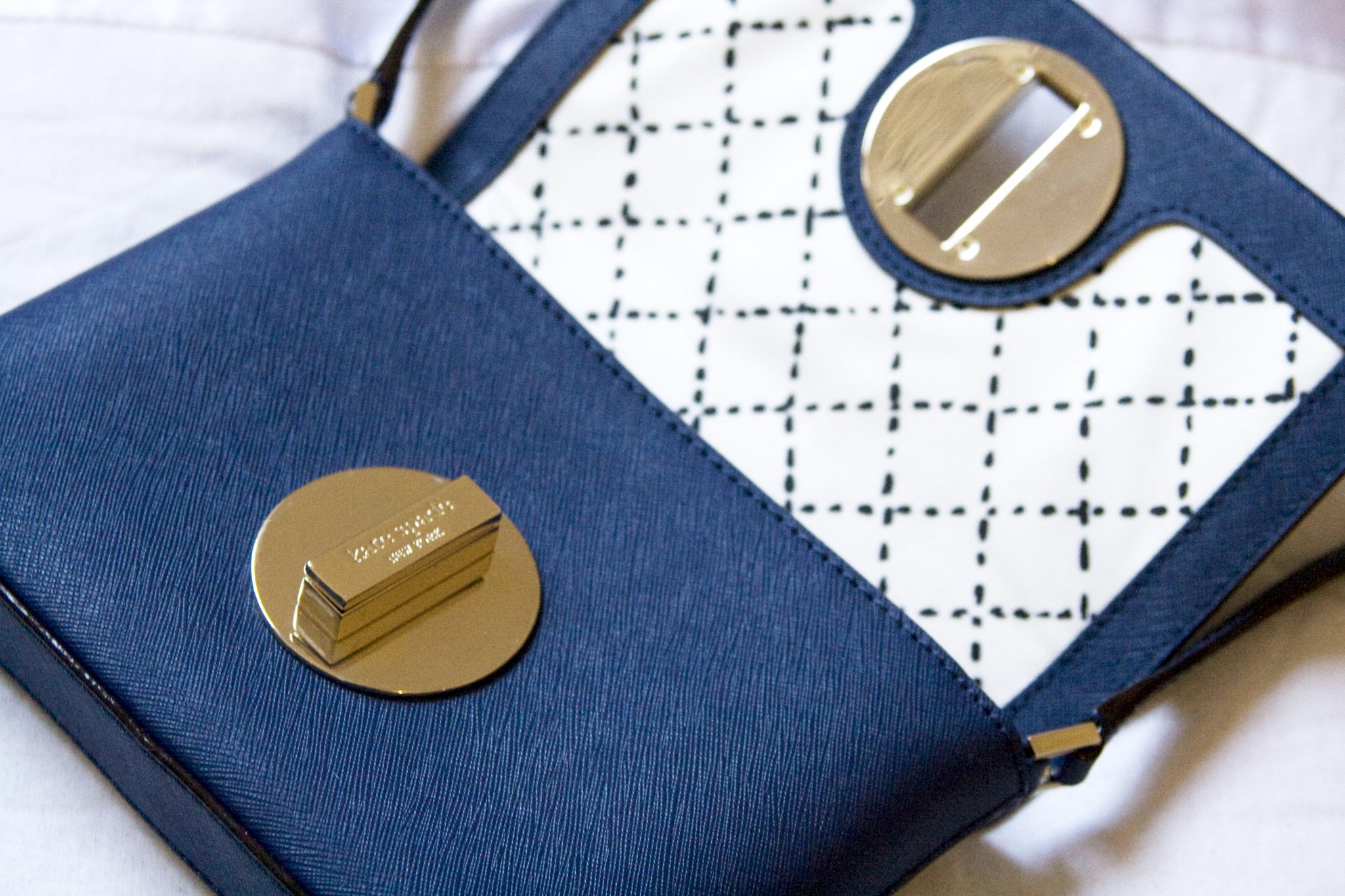 Kate Spade Sally Crossbody Handbag Purse Midnight Blue. Manchester based lifestyle and fashion blogger. Orlando, Florida.