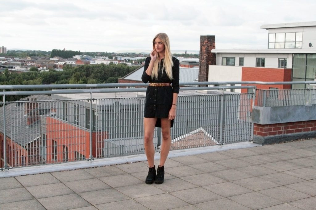 Manchester based fashion  and lifestyle blogger. Pretty little thing black denim shirt dress, moschino belt, new look heeled boots.