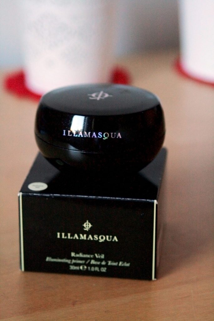 Glossier beauty and makeup. illamasqua radiance veil primer and highlighter