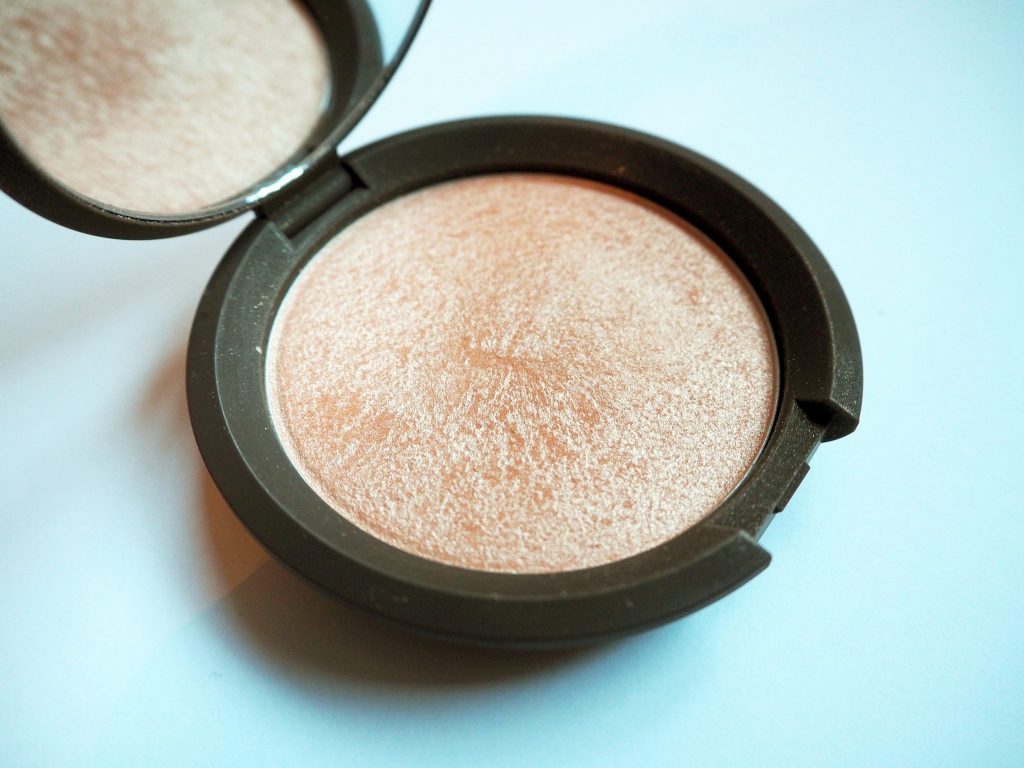 Becca x Jaclyn Hill Champagne Pop Dupe - L'Oreal Infallible eyeshadow in Hourglass Beige