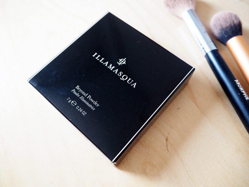 Illamasqua Beyond Powder - Makeup Highlighter Product Review