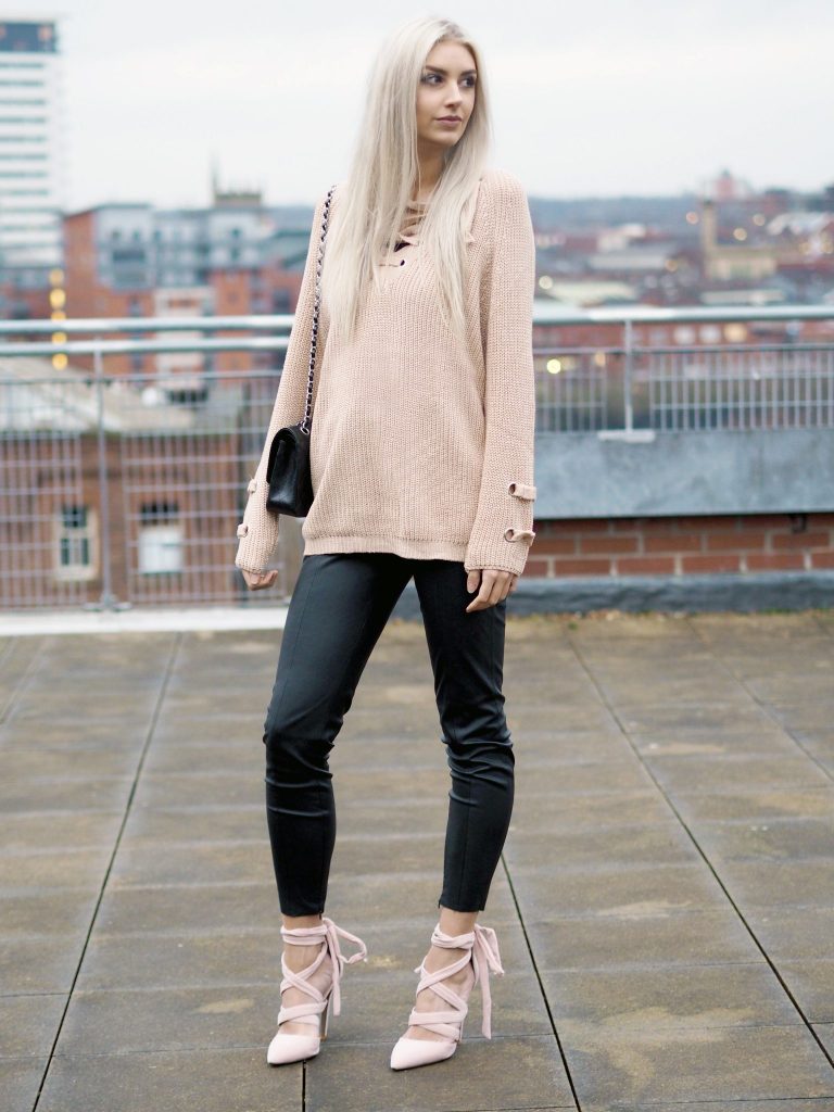 Laura Kate Lucas - Manchester Fashion and Lifestyle Blogger | Sammydress Sweater Series Lace Up