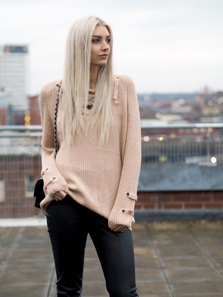 Laura Kate Lucas - Manchester Fashion and Lifestyle Blogger | Sammydress Sweater Series Lace Up