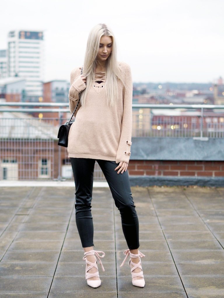 Laura Kate Lucas - Manchester Fashion and Lifestyle Blogger | Sammydress Sweater Series Lace Up