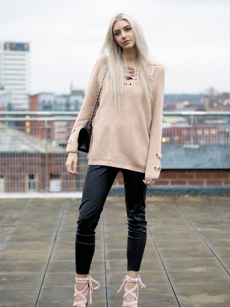 Laura Kate Lucas - Manchester Fashion and Lifestyle Blogger | Sammydress Sweater Series Lace Up