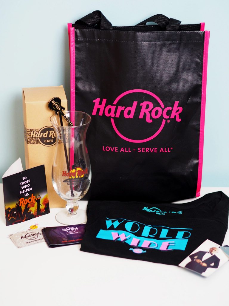 Laura Kate Lucas - Manchester Lifestyle and Fashion Blogger - Hard Rock Cafe Signature Series Tee