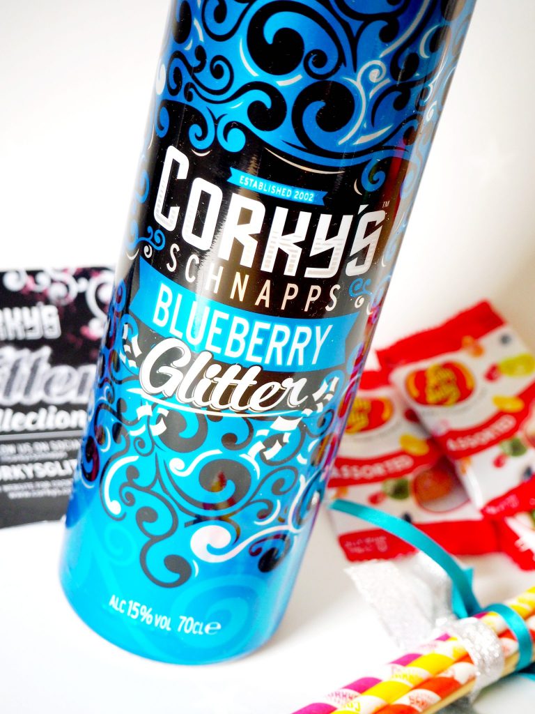 Laura Kate Lucas - Manchester Fashion and Lifestyle Blogger | Corkys Glitter Schnapps Product Review and Cocktail Recipe