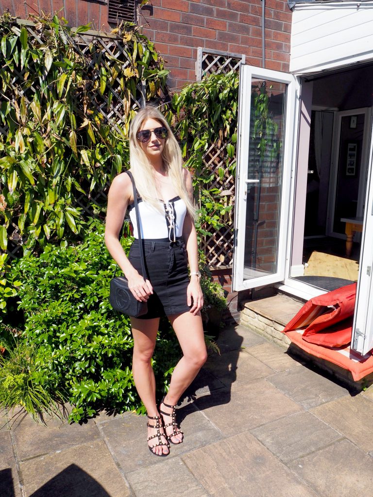 Laura Kate Lucas | Manchester Fashion and Lifestyle Blogger - UK Swimwear Vacanze Italiane Bandeau Swimsuit Outfit Post