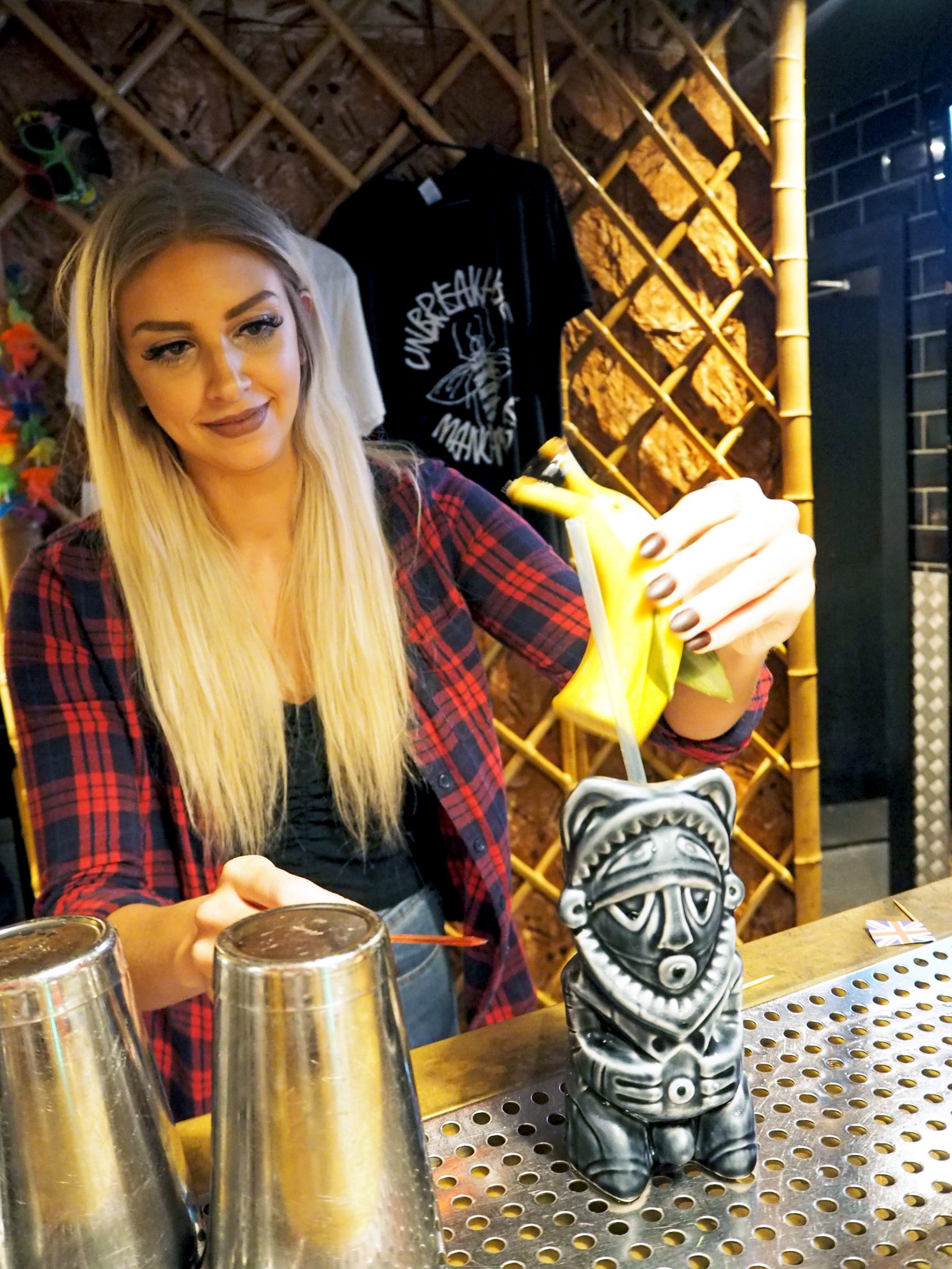 Laura Kate Lucas - Manchester Fashion, Food and Fitness - Lifestyle Blogger | Liar's Club Cocktail Bar Masterclass and New Menu