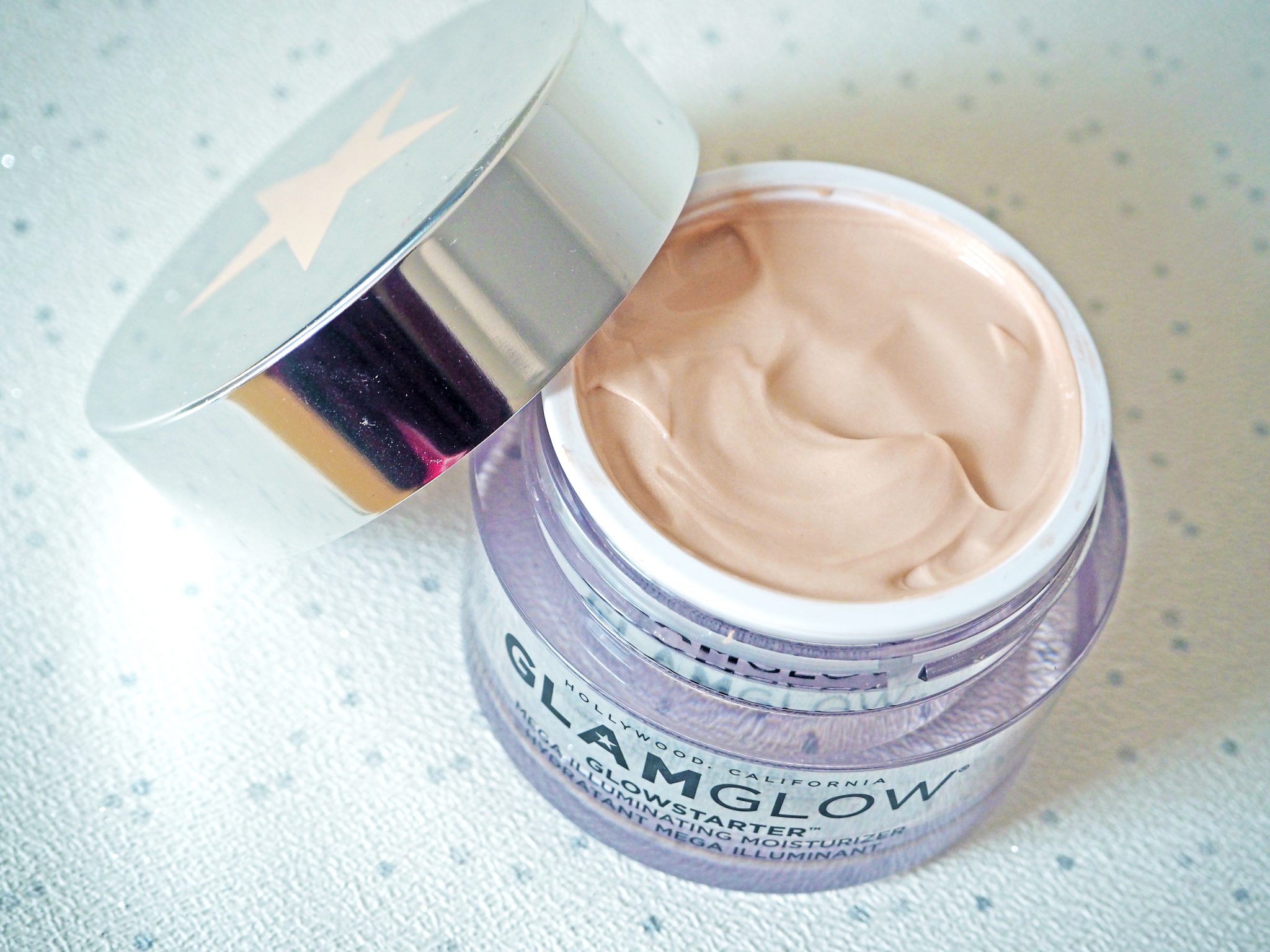 Glamglow glowstarter before 2025 or after foundation