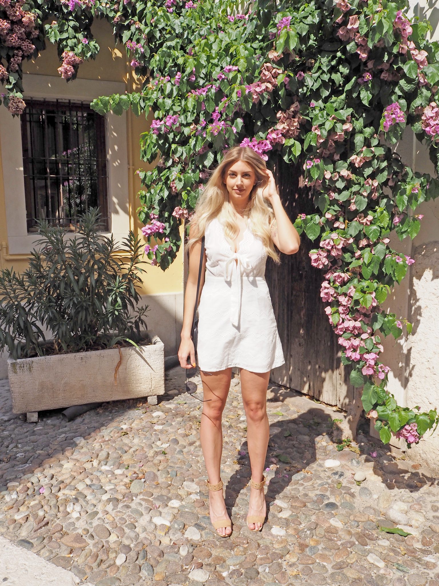 Laura Kate Lucas - Manchester Fashion, Travel and Lifestyle Blogger | Verona Italy Outfit Travel Dress