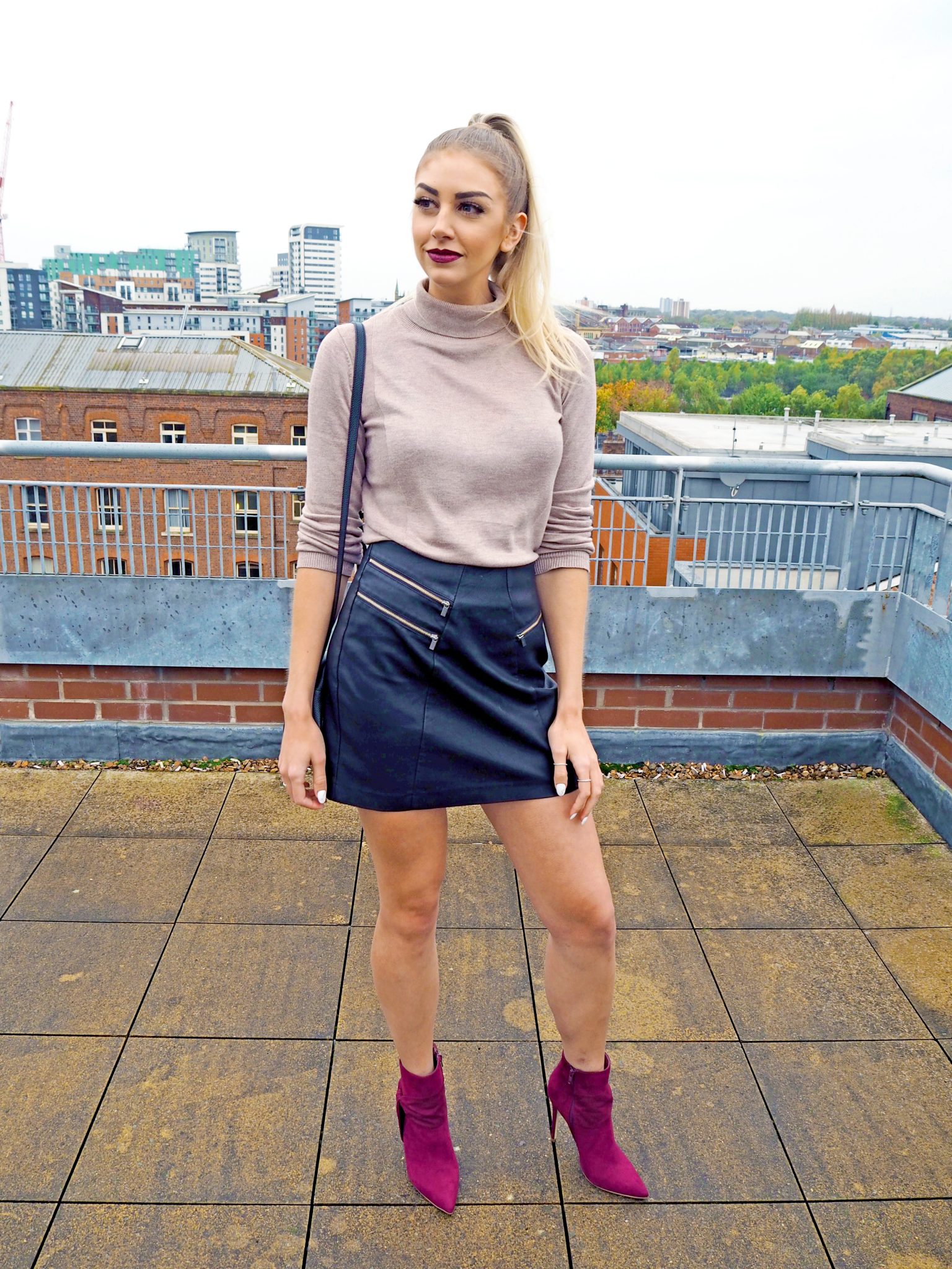 Laura Kate Lucas - Manchester Fashion, Lifestyle an Fitness Blogger | JustFab UK Autumn Boots #thebootstory 