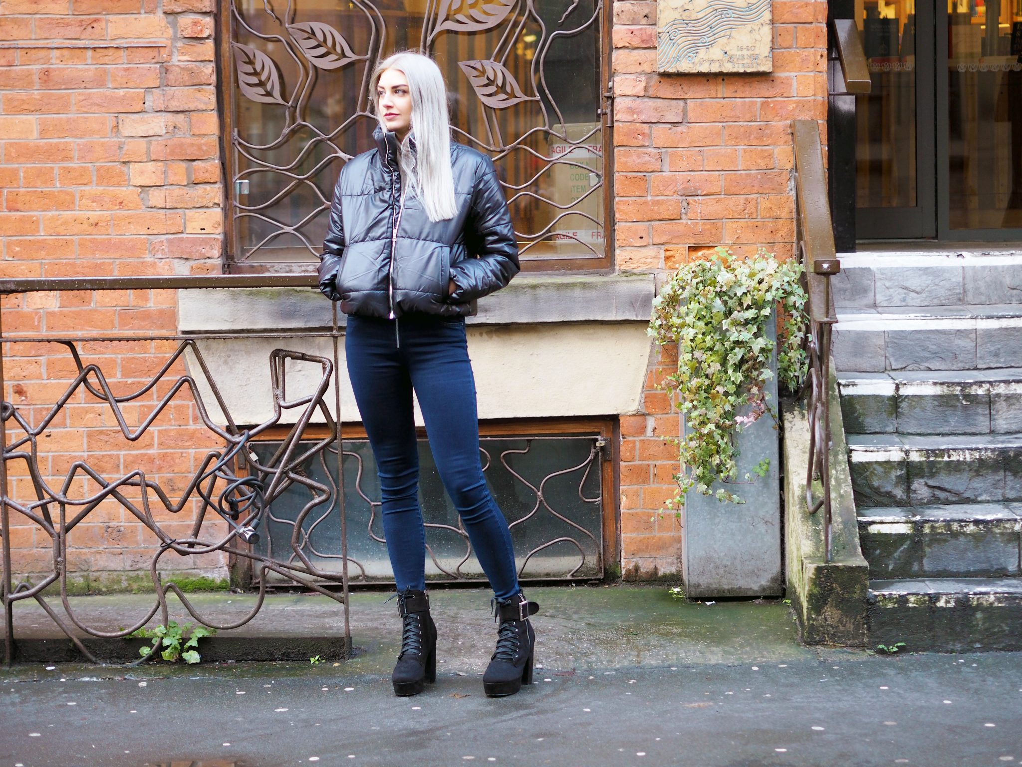 Laura Kate Lucas - Manchester Fashion, Lifestyle and Beauty Blogger | Lasula Outfit - Bad Girls Club Tee, Boots and Cropped Puffer Jacket