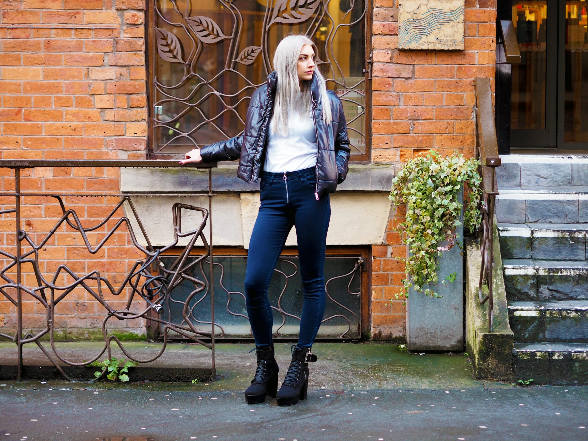 Laura Kate Lucas - Manchester Fashion, Lifestyle and Beauty Blogger | Lasula Outfit - Bad Girls Club Tee, Boots and Cropped Puffer Jacket