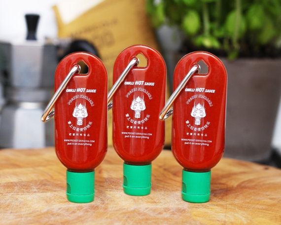 Laura Kate Lucas - Manchester Fashion, Lifestyle and Beauty Blogger | Etsy Christmas Gift Guide - Keyring Pocket Mini Sriracha Hot Sauce
