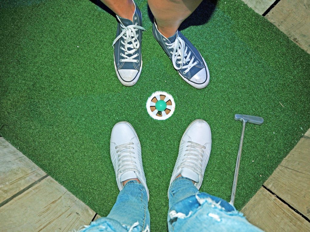 Laura Kate Lucas - Manchester Lifestyle, Fashion and Travel Blogger | Roxy Ballroom Mini Golf and Menu Review