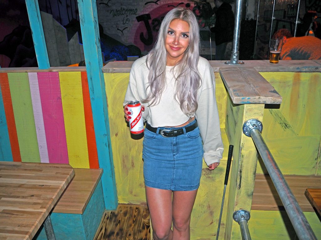 Laura Kate Lucas - Manchester Lifestyle, Fashion and Travel Blogger | Roxy Ballroom Mini Golf and Menu Review