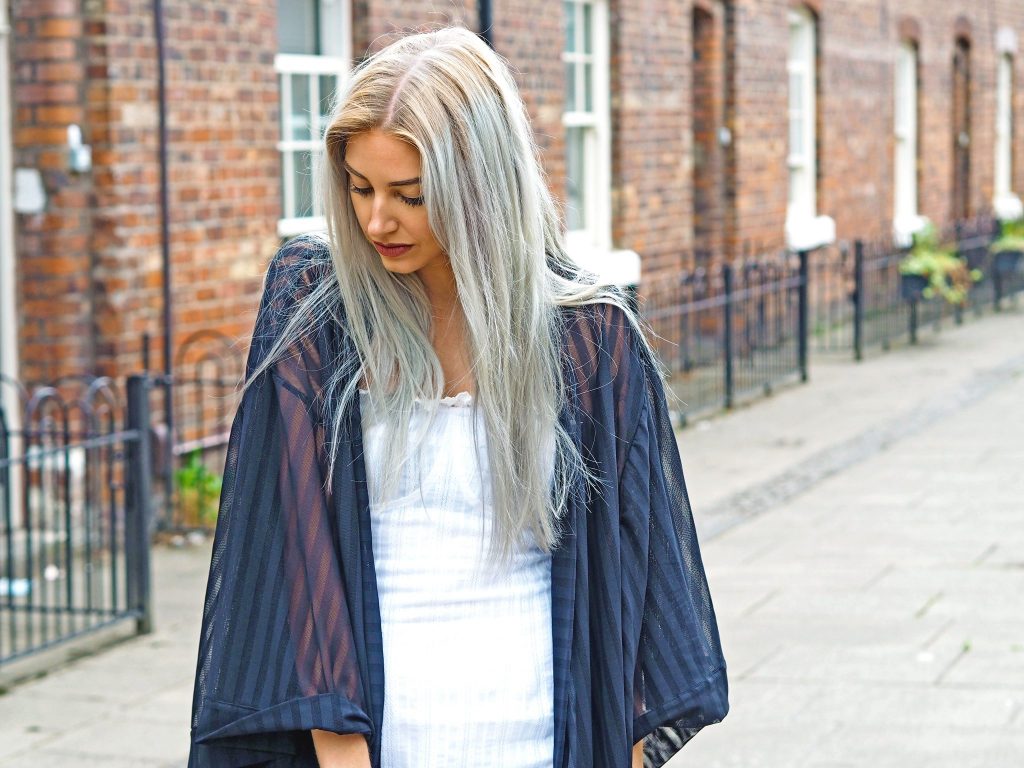 Laura Kate Lucas - Manchester Fashion, Travel and Beauty Blogger | Something Wicked Kimono - Underwear as Outerwear Outfit