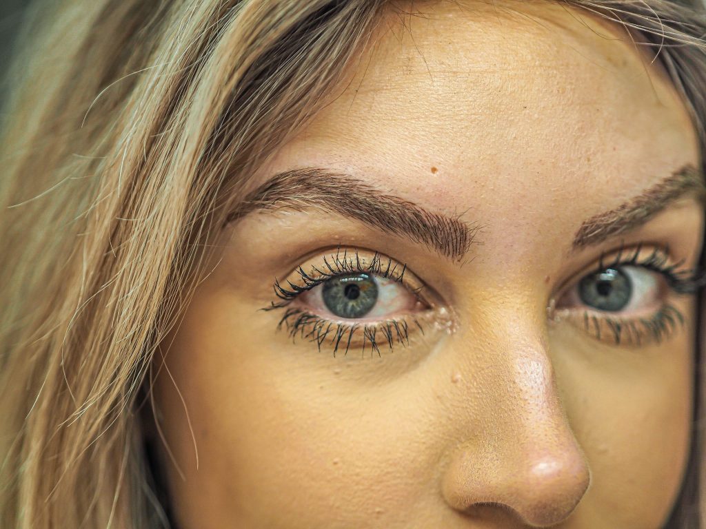 Laura Kate Lucas - Manchester Fashion, Beauty and Lifestyle Blogger | Cosmetic Tattoo Clinic Microblading Before and After and Review