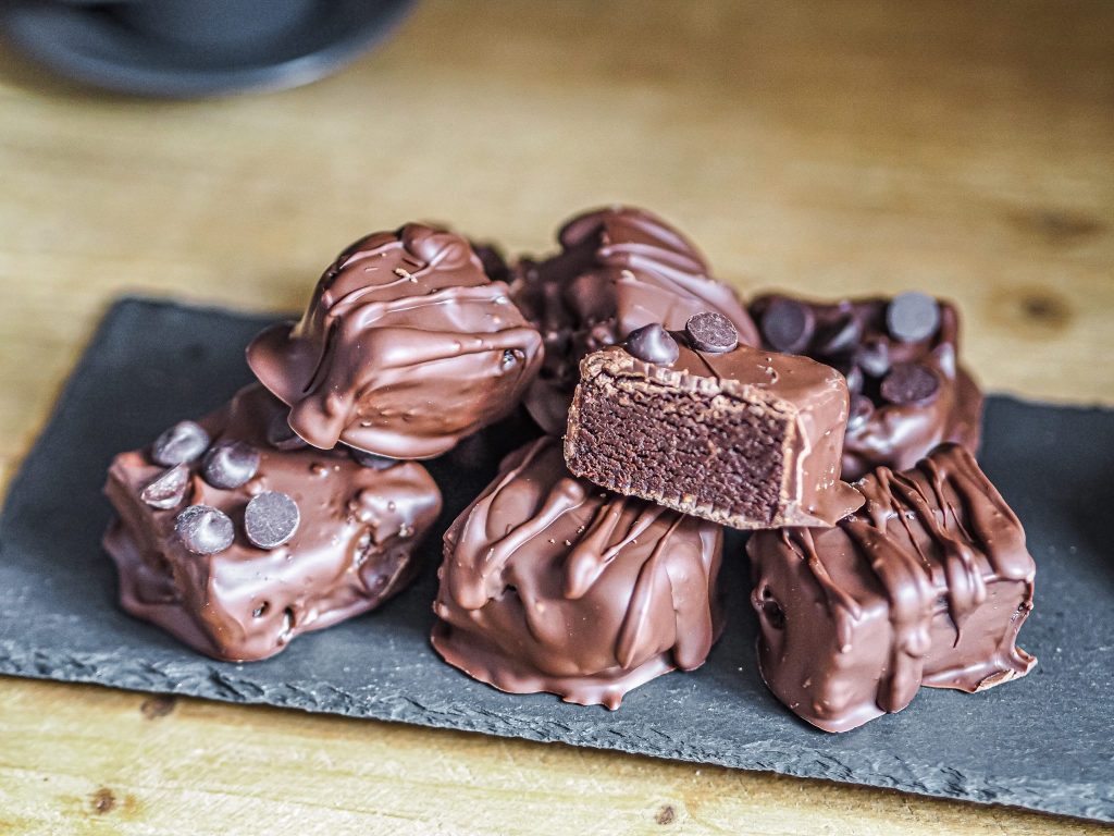 Laura Kate Lucas - Manchester Fashion, Food and Travel Blogger | Quarantine Bakes - Healthy No Bake Brownies