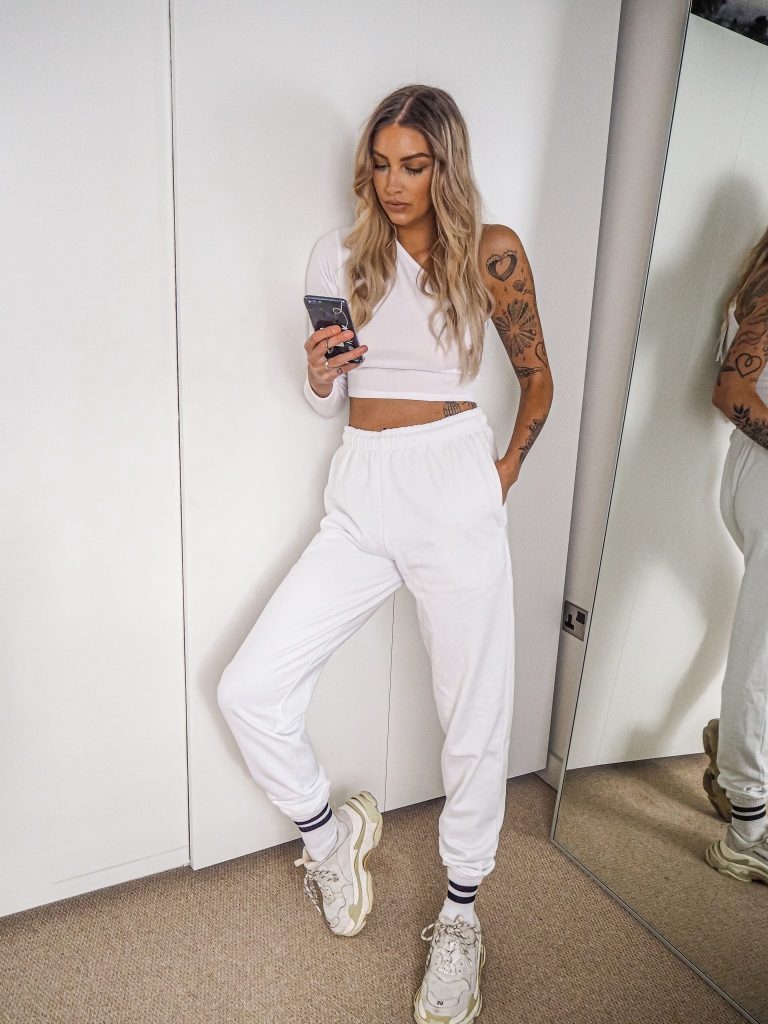 Laura Kate Lucas - Manchester Fashion, Lifestyle and Beauty Blogger | Loungewear Staples with Femme Luxe