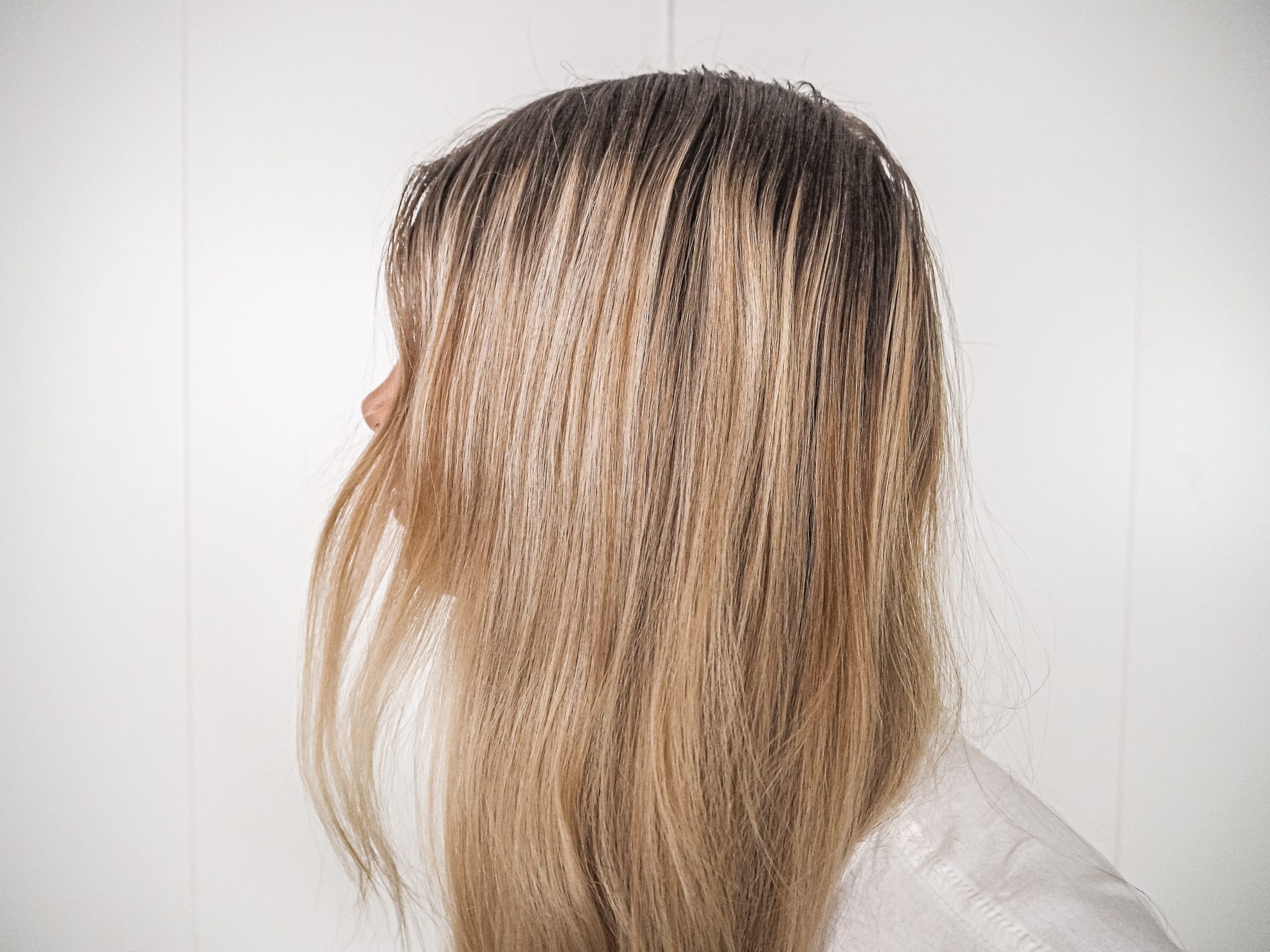 DIY Hair Bleach & Dye at Home Schwarzkopf Blondme Laura Kate Lucas