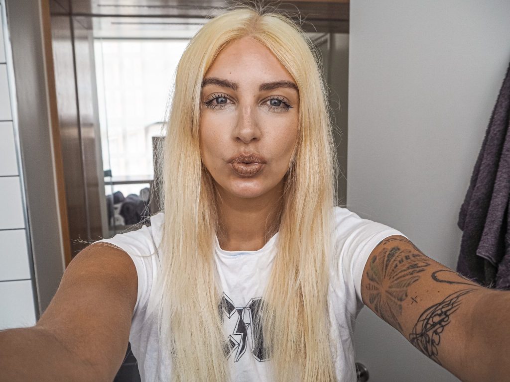 Laura Kate Lucas - Manchester Fashion, Beauty and Lifestyle Blogger | DIY Home Hair Bleach and Dye - Schwarzkopf Blondme Review