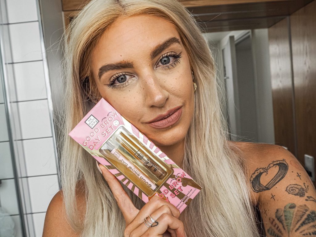 Laura Kate Lucas - Manchester Fashion, Beauty and Lifestyle Blogger | The Beauty Crop - Good Brow Day Product Review