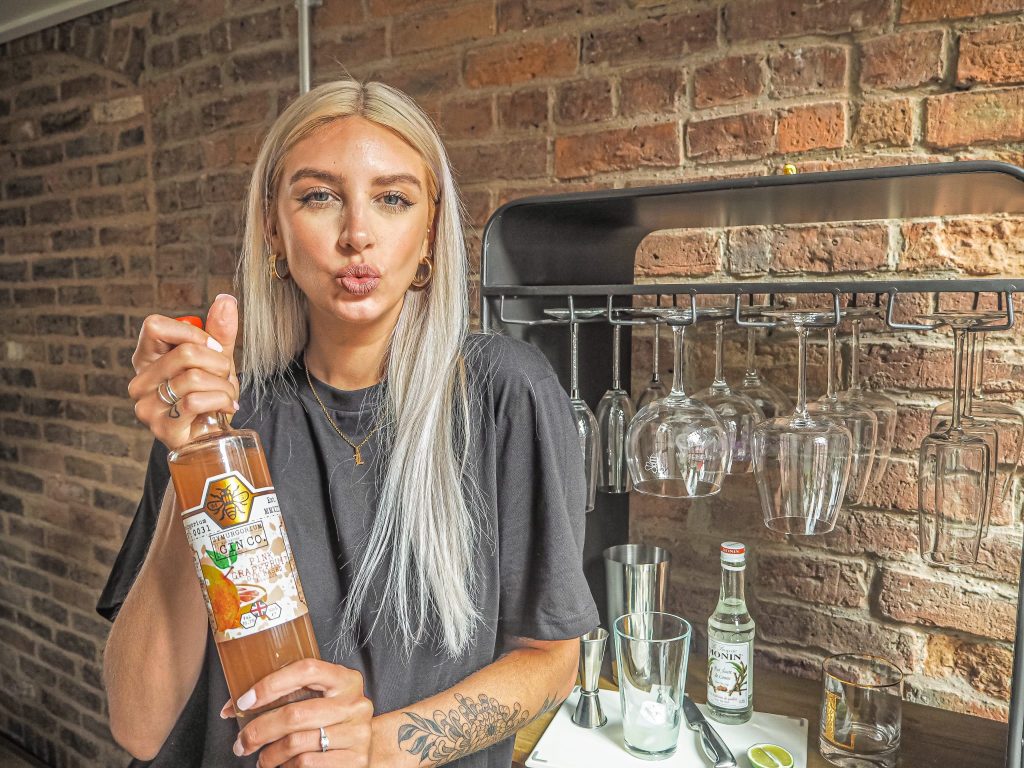 Laura Kate Lucas - Manchester Fashion, Food and Drink Blogger | Zymurgorium Gin Cokctail Class