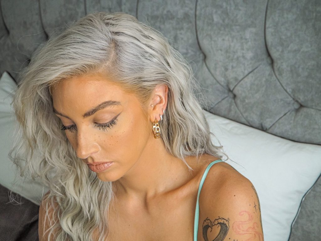 Laura Kate Lucas - Manchester Fashion, Beauty and Lifestyle Blogger | Pixi #PixiOnTheGlow Makeup