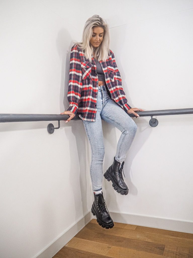 Laura Kate Lucas - Manchester Fashion, Beauty and Lifestyle Blogger | Katch Me Autumn Winter Trends Checked Shirt