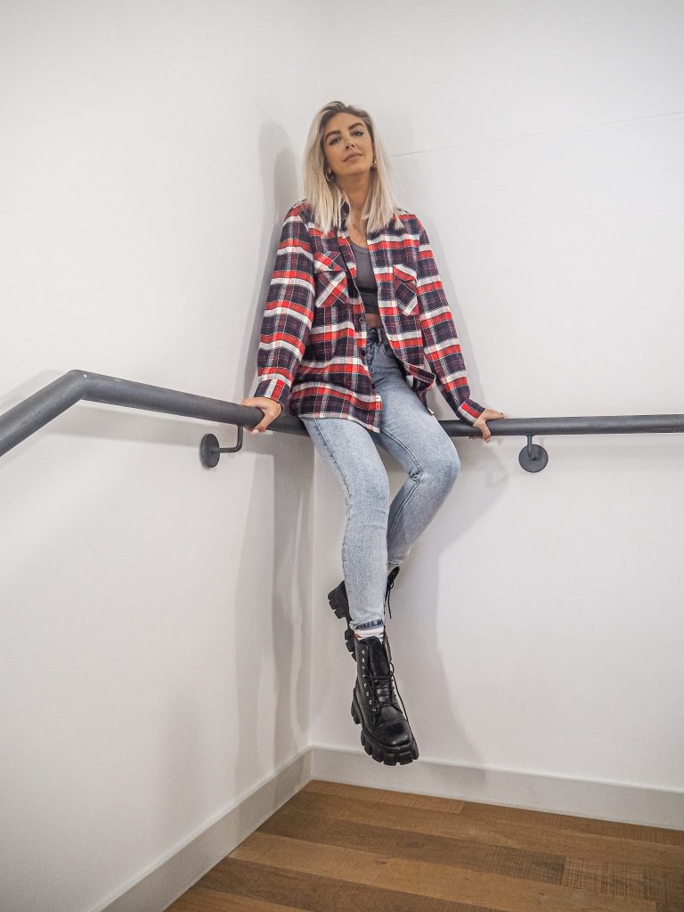 Laura Kate Lucas - Manchester Fashion, Beauty and Lifestyle Blogger | Katch Me Autumn Winter Trends Checked Shirt