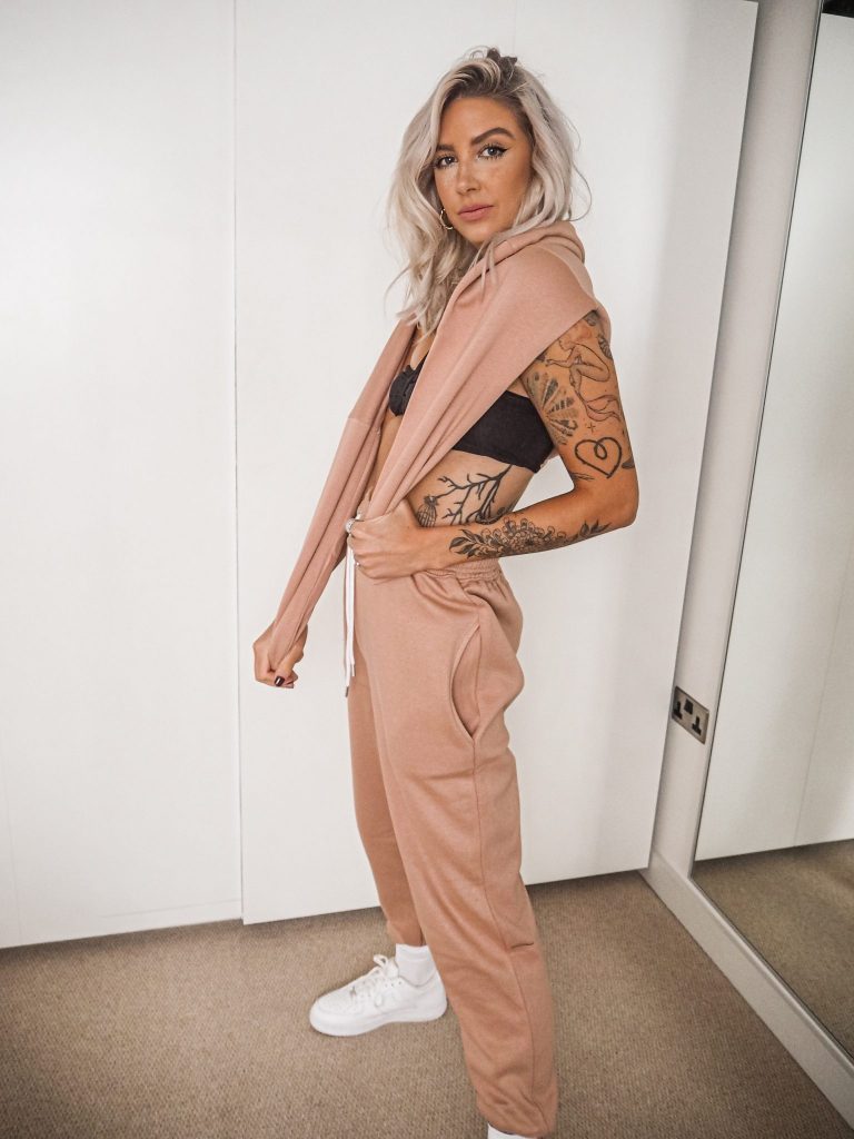 Femme discount luxe tracksuit