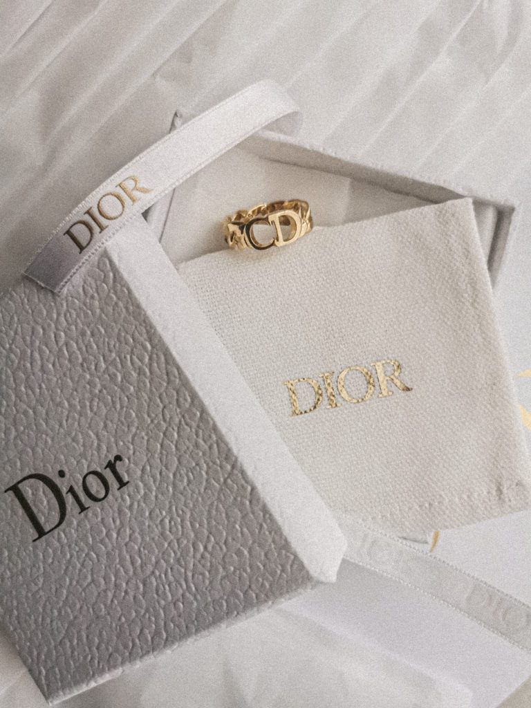Laura Kate Lucas - Manchester Influencer | Christian Dior Ring