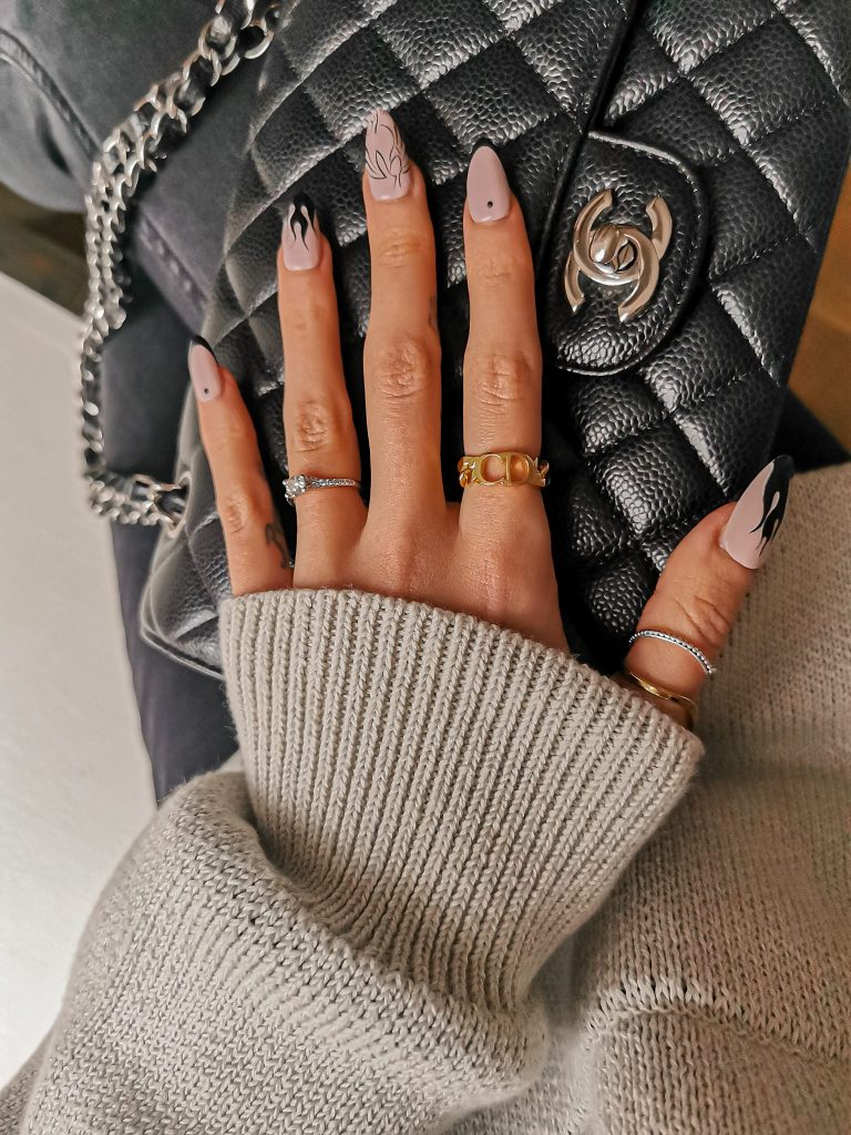 Laura Kate Lucas - Manchester Fashion, Beauty and Lifestyle Blogger | Acrylic Nails at Home by Jennifer Marie