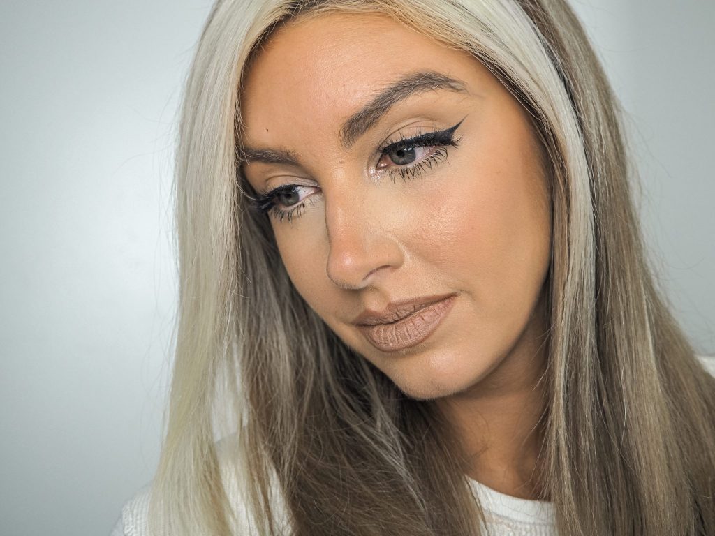 Laura Kate Lucas - Manchester Fashion, Beauty and Lifestyle Blogger | Lola's Lashes Magnetic Eyelashes