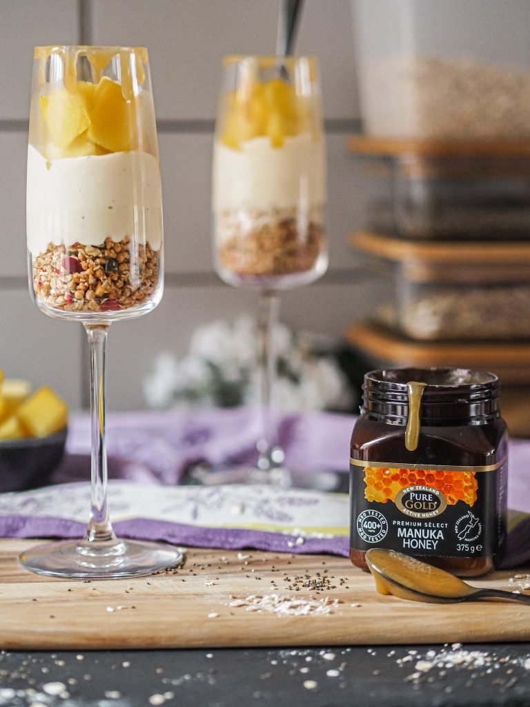 Laura Kate Lucas - Manchester Fashion, Food and Lifestyle Blogger | Pure Gold Premium Select Manuka Honey from Holland and Barrett