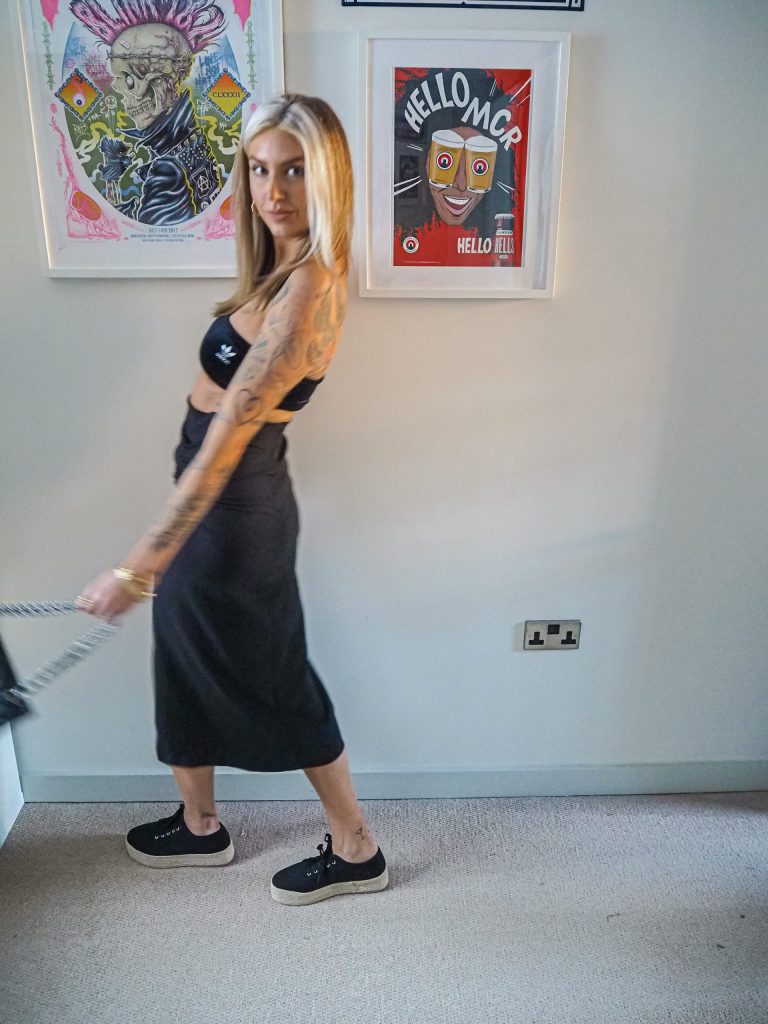 Laura Kate Lucas - Manchester Fashion, Style and Lifestyle Blogger | Everything Five Pounds Black Skirt