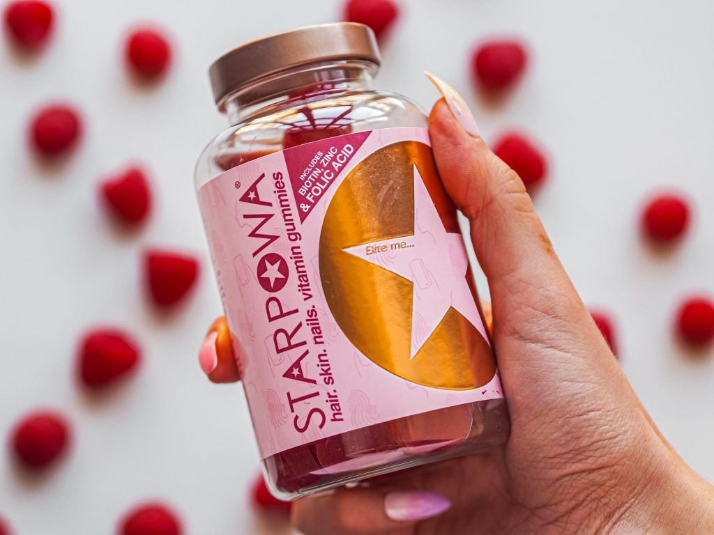 Laura Kate Lucas - Manchester Health, Food and Beauty Blogger | Starpowa Hair Skin and Nail Gummies - Holland and Barrett
