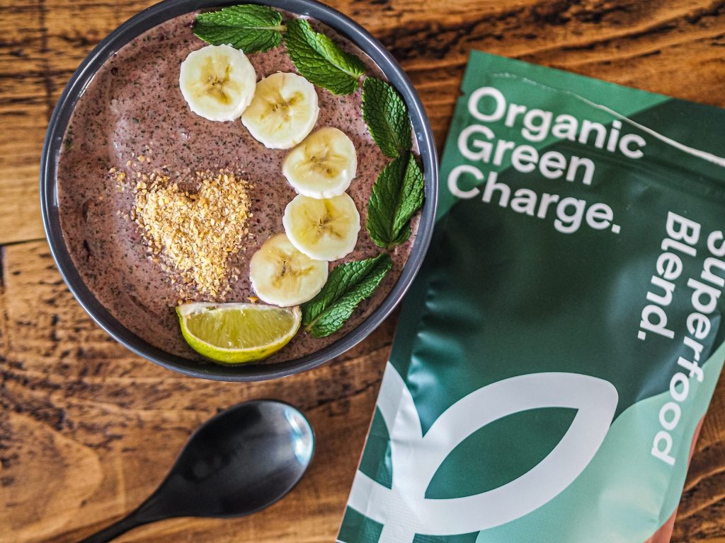 Laura Kate Lucas - Manchester Fashion, Food and Lifestyle Blogger | Healthxcel Superfood Blend Organic Green Charge Recipe