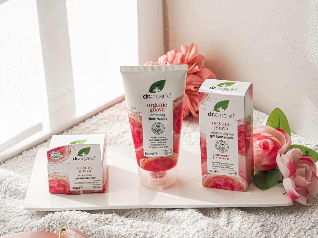 Laura Kate Lucas - Manchester Fashion, Health and Beauty Blogger | Dr. Organic Guava Range Review