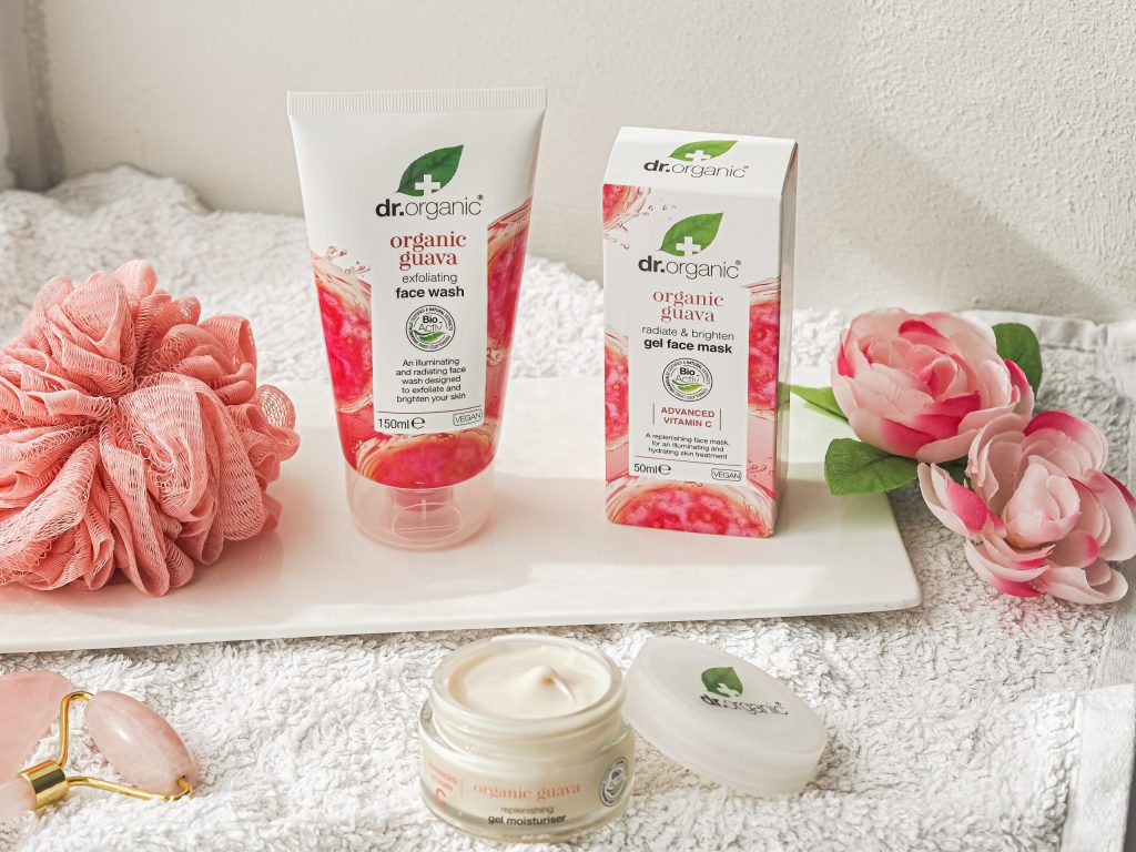 Laura Kate Lucas - Manchester Fashion, Health and Beauty Blogger | Dr. Organic Guava Range Review