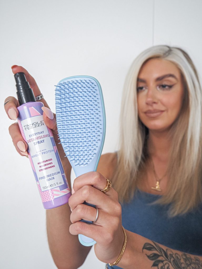 Laura Kate Lucas - Manchester Fashion, Beauty and Lifestyle Blogger | Tangle Teezer - The Wet Detangler and Detangling Spray