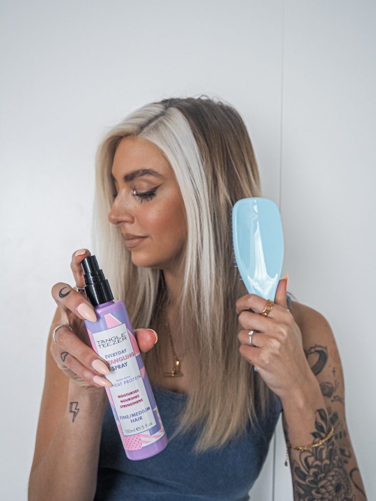 Laura Kate Lucas - Manchester Fashion, Beauty and Lifestyle Blogger | Tangle Teezer - The Wet Detangler and Detangling Spray