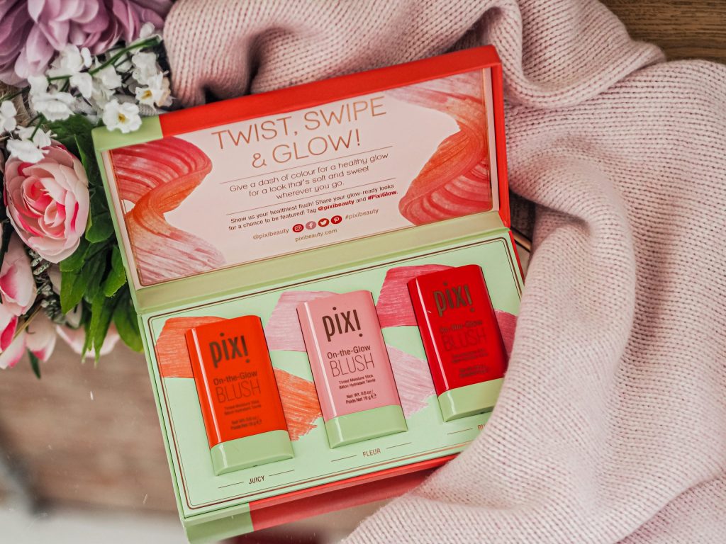 Laura Kate Lucas - Manchester Fashion, Beauty and Lifestyle Blogger | Pixi Beauty On the Glow Blush Review