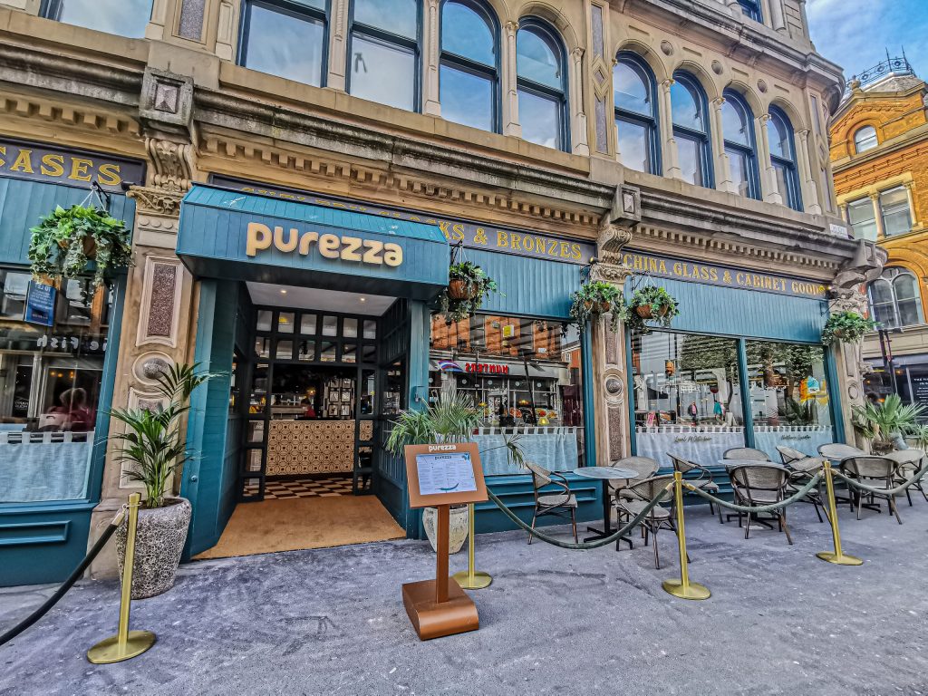 Laura Kate Lucas - Manchester Food, Fashion and Lifestyle Blogger | Purezza Vegan Pizza Restaurant Review