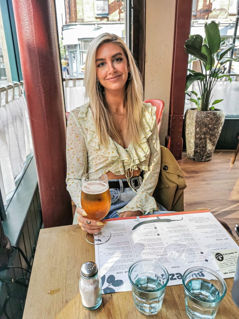 Laura Kate Lucas - Manchester Food, Fashion and Lifestyle Blogger | Purezza Vegan Pizza Restaurant Review