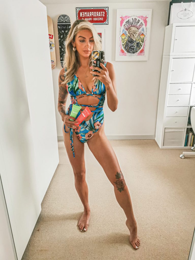 Laura Kate Lucas - Manchester Lifestyle, Fashion and Beauty Blogger | E'lifexir Natural Beauty Flat Tummy and Bodylift Cream