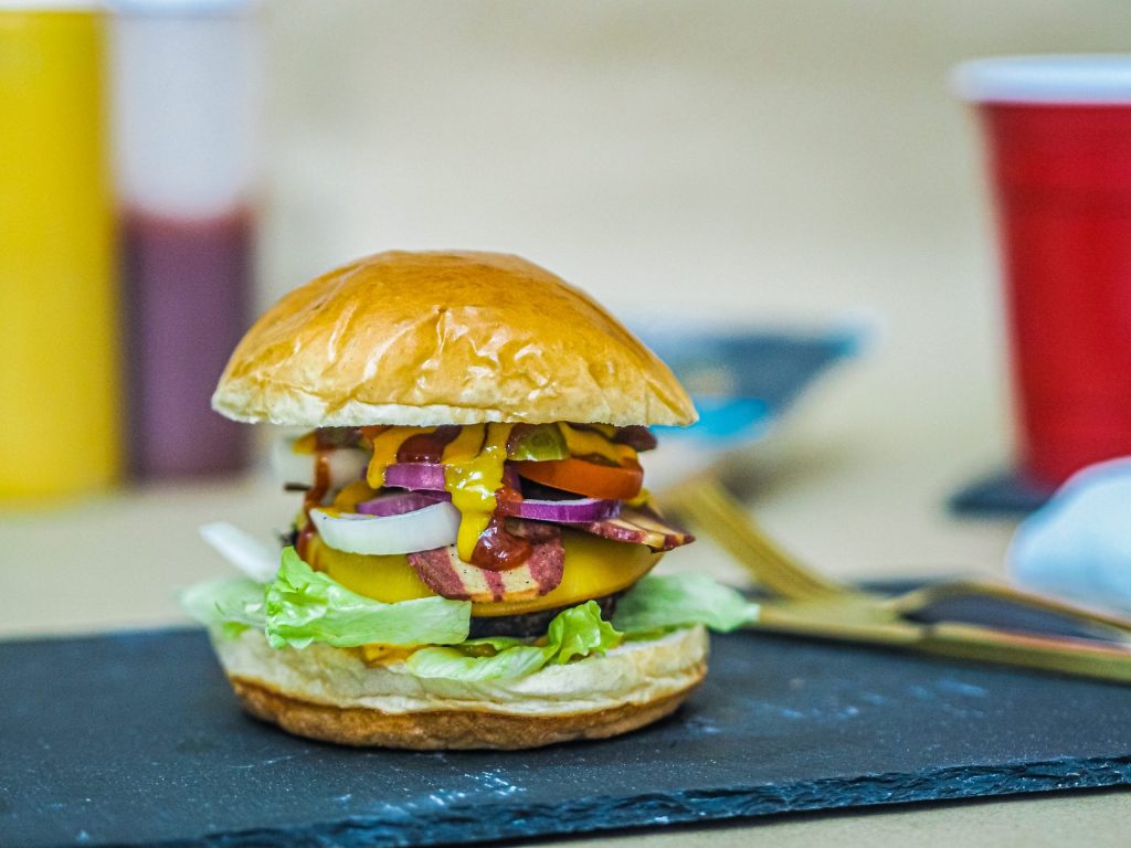 Laura Kate Lucas - Manchester Food, Lifestyle and Travel Blogger | Vegan Bacon Cheeseburger Recipe with Violife Smoky Cheddar