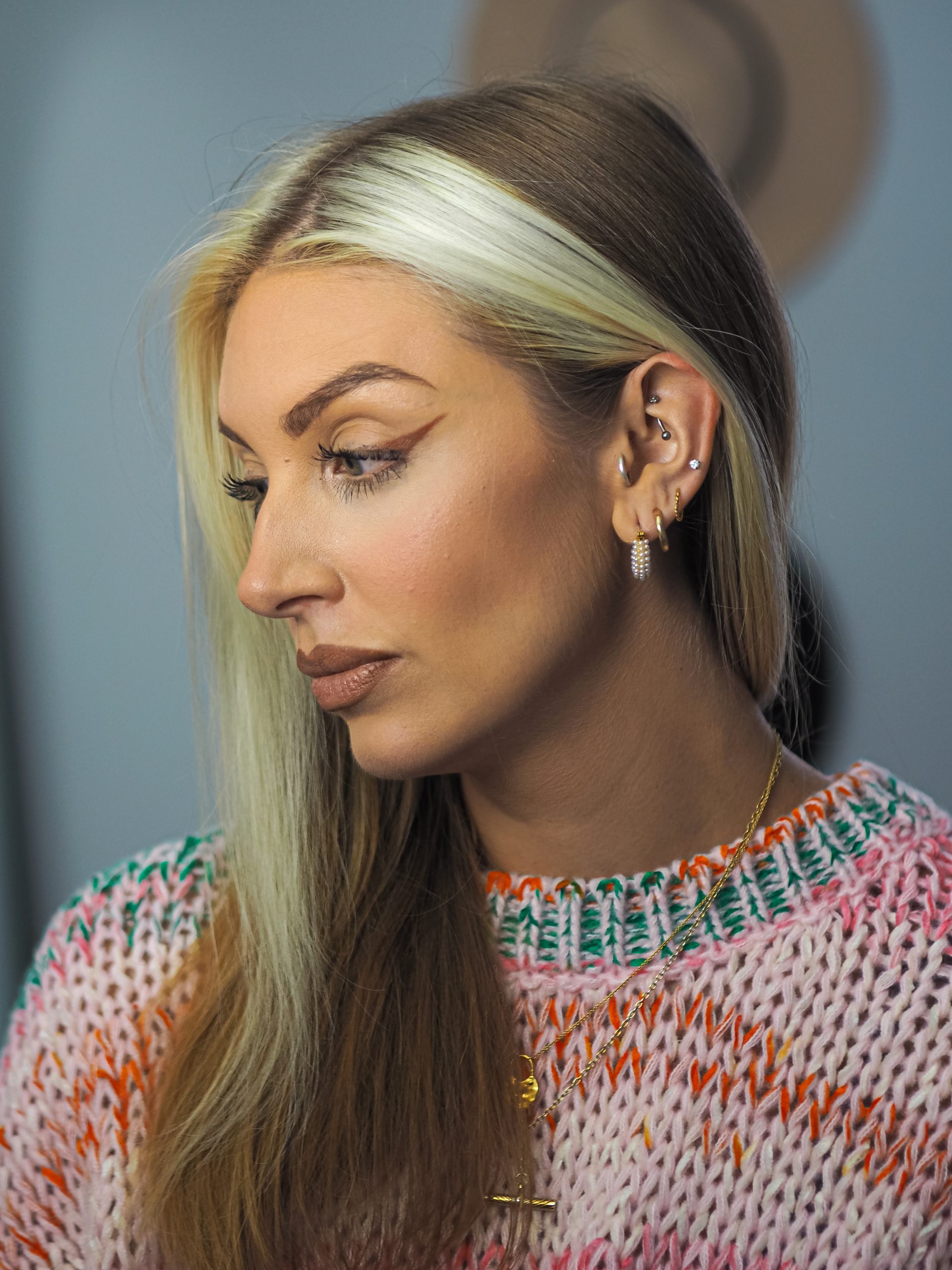 Laura Kate Lucas - Manchester Fashion and Lifestyle Blogger | By Rae Jewellery - Pearl Hoop Earrings